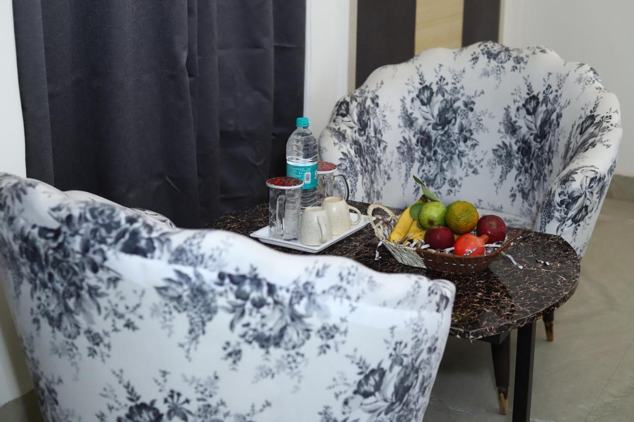 Lyf Corporate Suites - Noida Sector 19 Екстер'єр фото