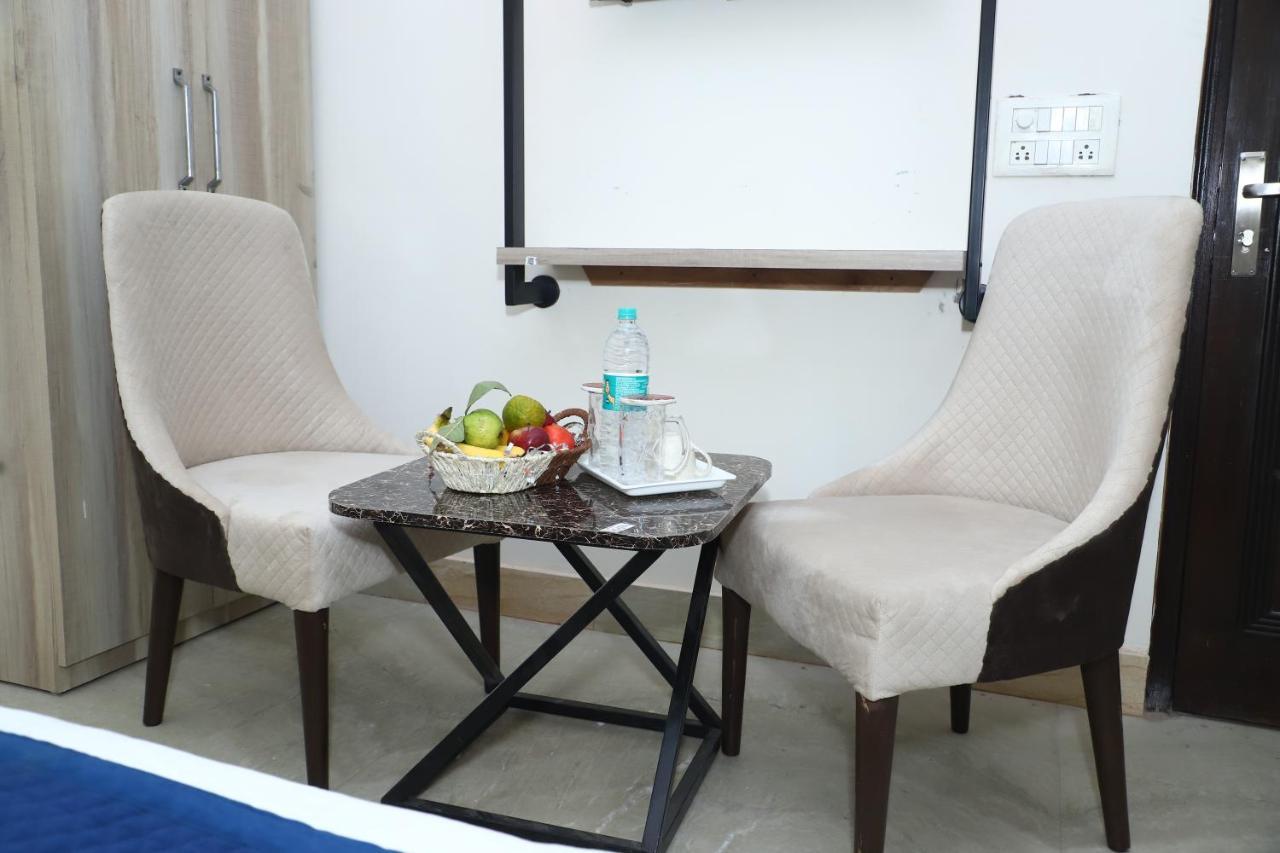 Lyf Corporate Suites - Noida Sector 19 Екстер'єр фото