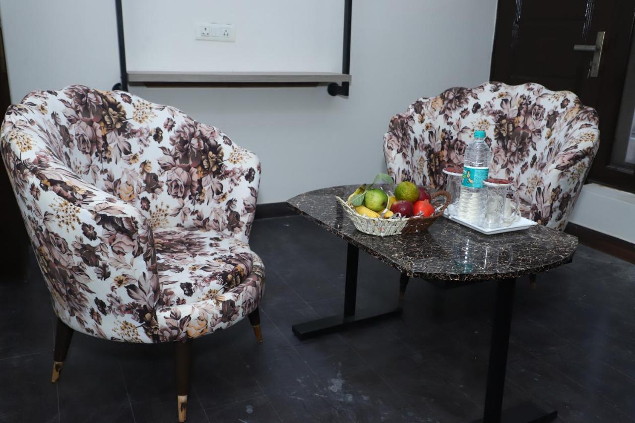 Lyf Corporate Suites - Noida Sector 19 Екстер'єр фото