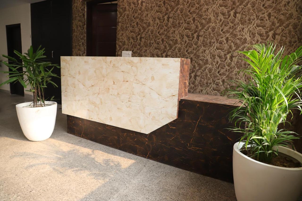 Lyf Corporate Suites - Noida Sector 19 Екстер'єр фото