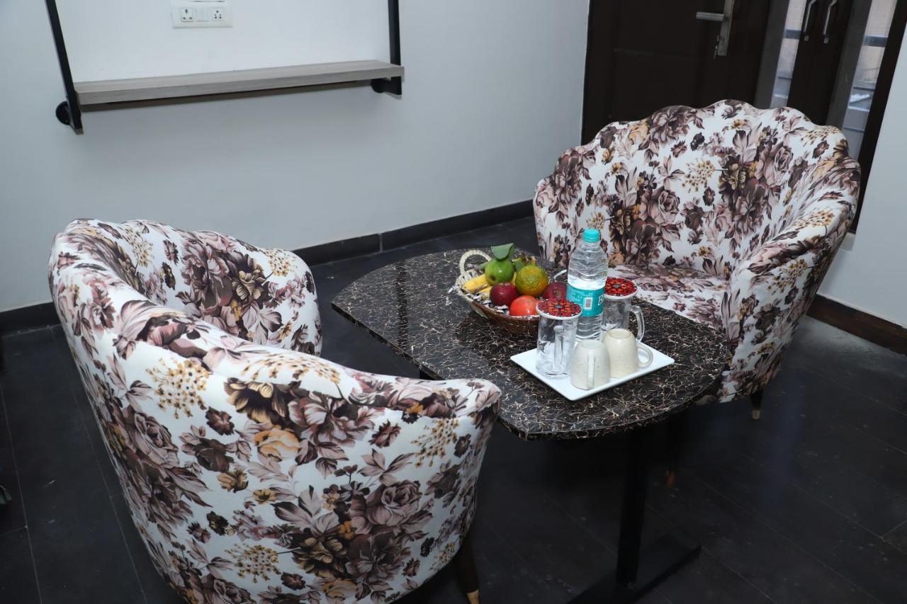 Lyf Corporate Suites - Noida Sector 19 Екстер'єр фото