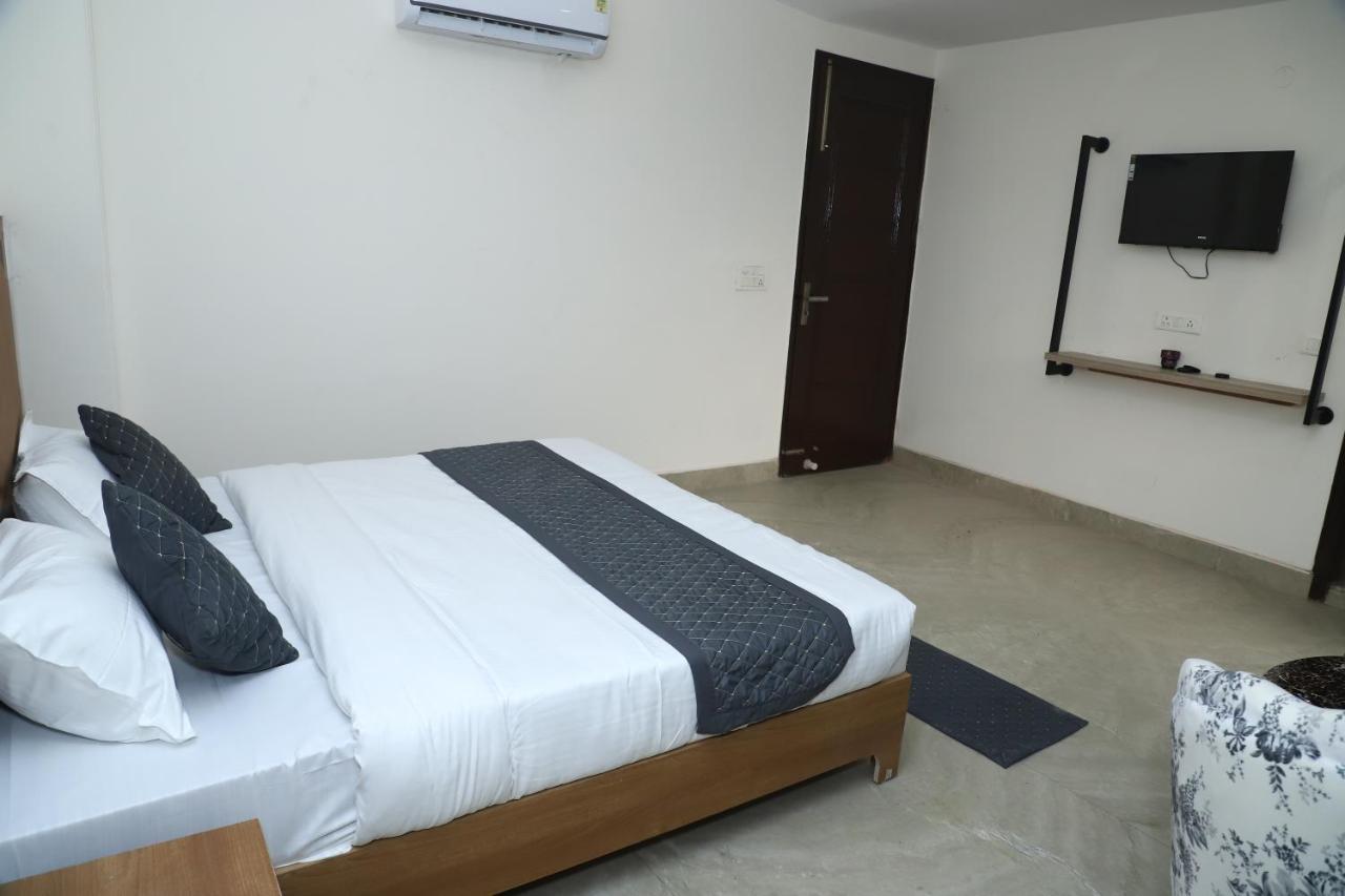 Lyf Corporate Suites - Noida Sector 19 Екстер'єр фото